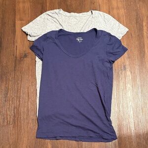 J crew vintage cotton Set of Two T-Shirts - Gray and Navy women sz S EUC